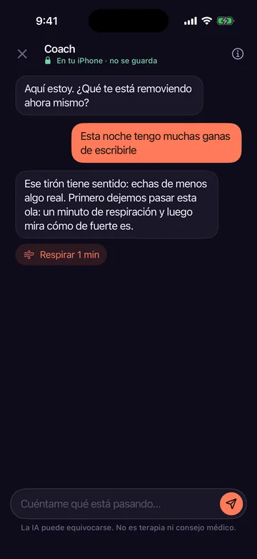 Chat del coach con IA de Zero Contact respondiendo a alguien que quiere escribir a su ex esta noche